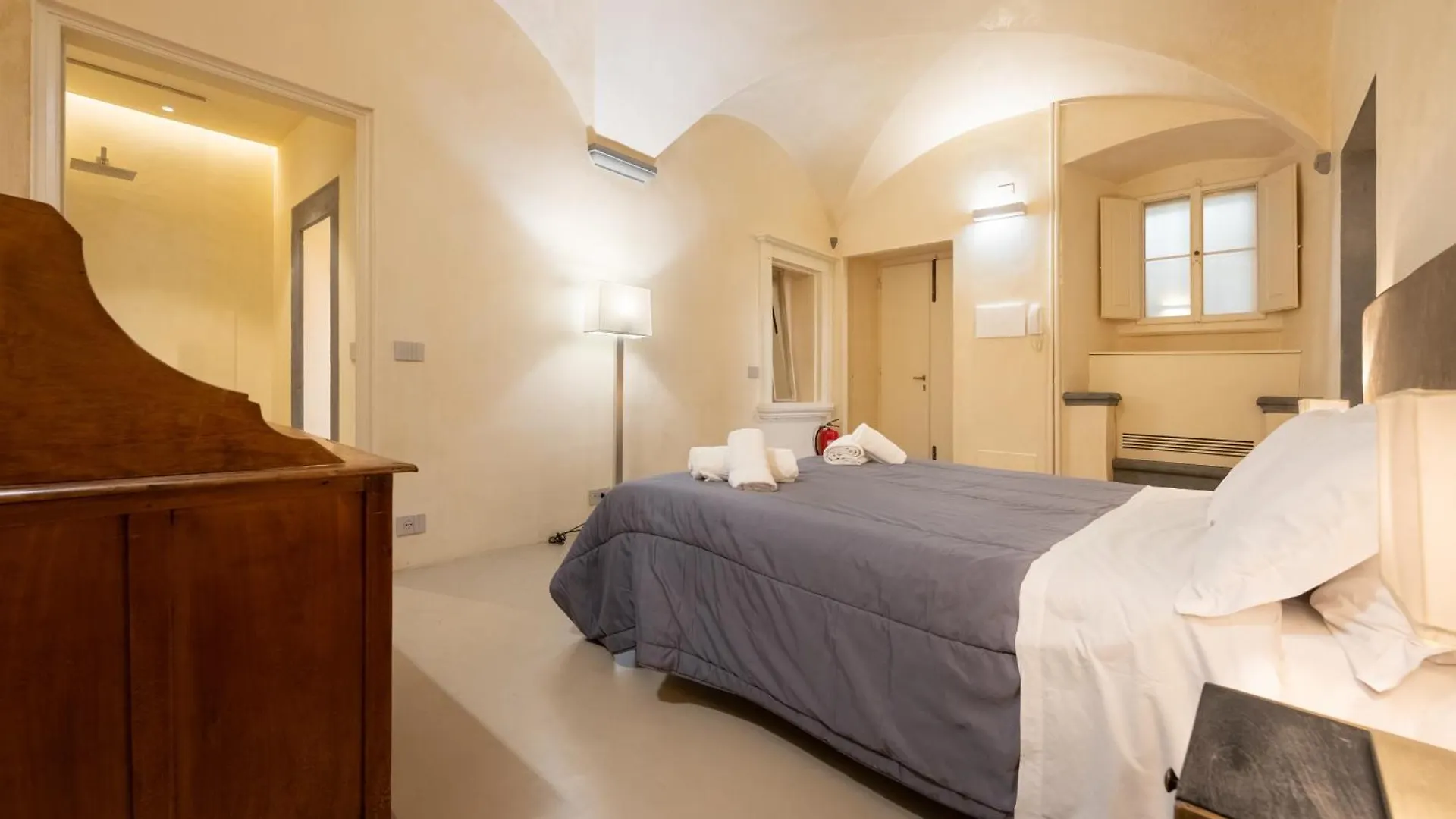 Apartment Keys Of Italy - Benci 20 Fresco - Frescoes One Bedroom Santa Croce Florence